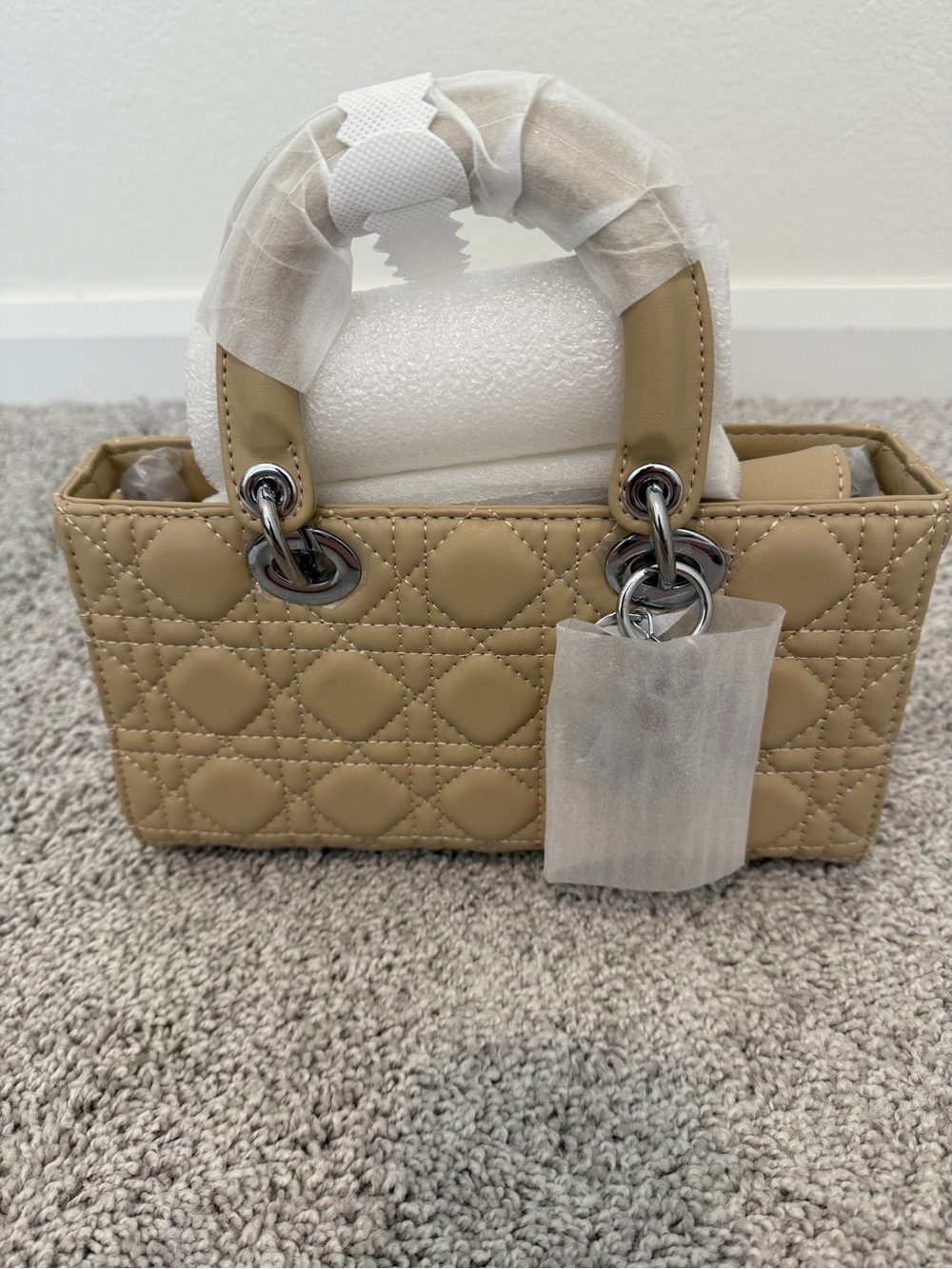 INSPIRED .. Lady D Joy — Beige Quilted Top-Handle Women's Bag